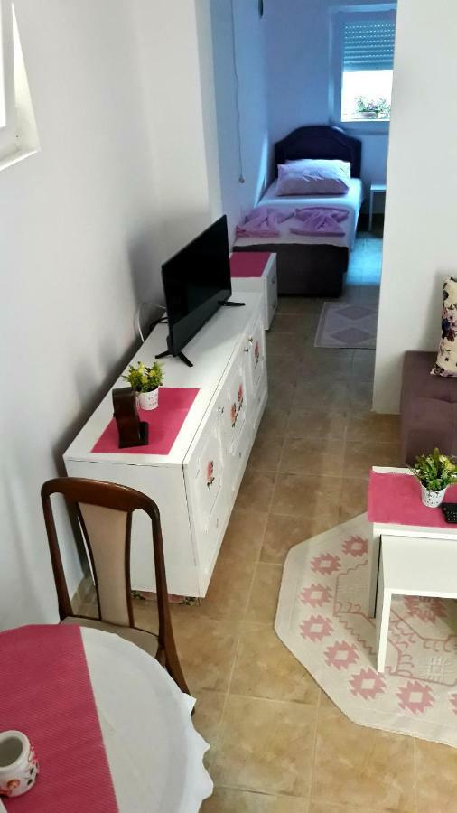 Apartman Tatjana Sutomore Exterior foto
